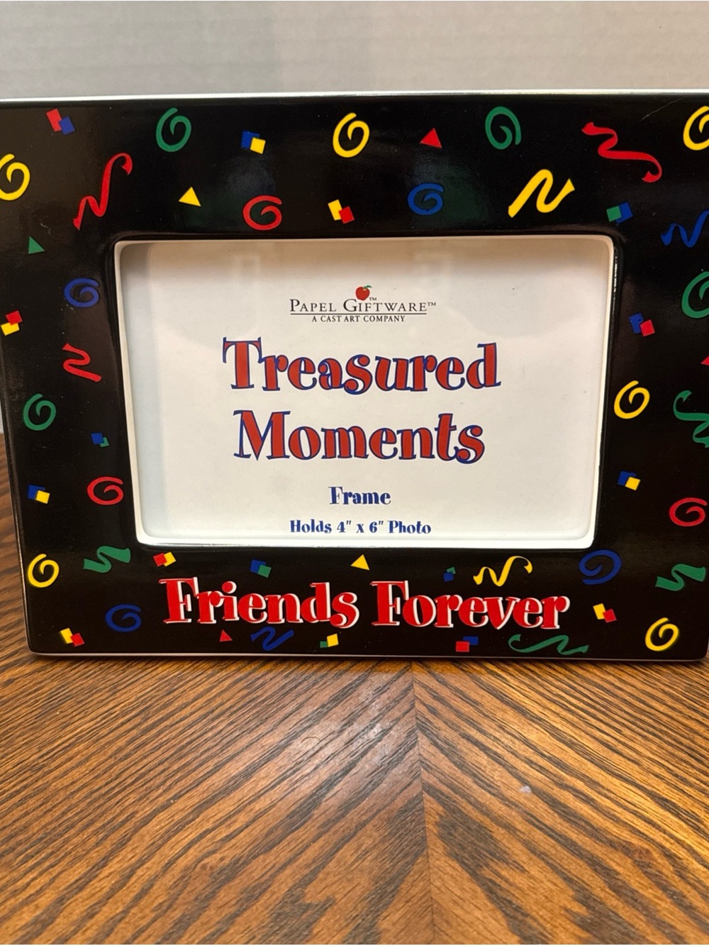 Papel Giftware TREASURED MOMENTS “Friends Forever” Ceramic FRAME 4x6 Photo BLACK